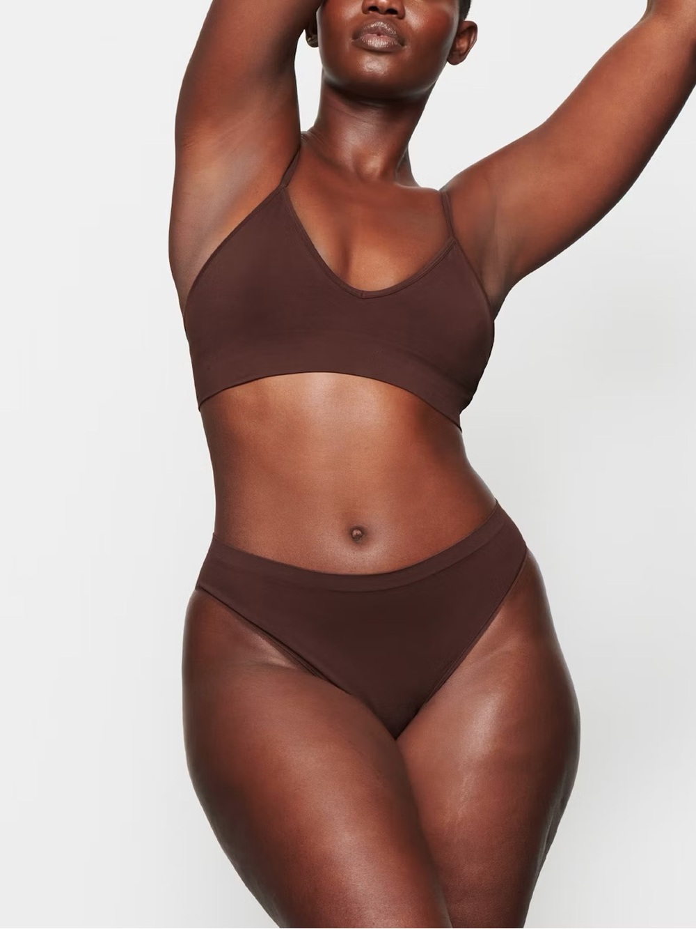 SKIMS SOFT SMOOTHING SEAMLESS BRALETTE COCOA SMALL